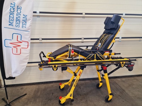 Stryker ambulance - m1,